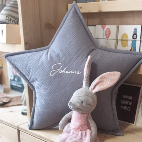 Stofftiger, musselinkissen, musselin, musselinstoff, sternenkissen, sternkissen, stern, polster, sternpolster, babykissen, kuschelkissen, geburtsgeschenk, geschenkidee, taufgeschenk, personalisiertes Geschenk, personalisiert, handmade, made in austria, handgemacht