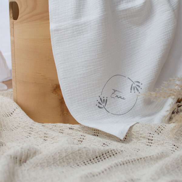 Spucktuch, Swaddle Tuch, Moltontuch, Tuch, Baumwolltuch, Stilltuch, Stillschal, Stillen, Baby, Unterlage, Unterwegs mit Baby, Geburt, Schwangerschaft, Pucktuch, Pucken, Little Dutch