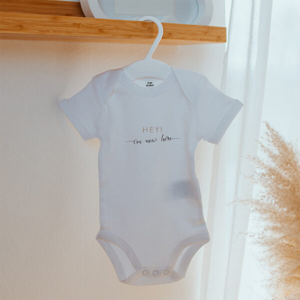 Body mit Wunschtext, Wunschdruck, individueller Druck, Personalisierung, Botschaft, Geschenkidee, Stofftiger