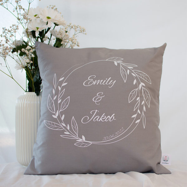 Hochzeitskissen, Kissen, Polster, Hochzeit,Zur Hochzeit, geschenk zur Hochzeit, Hochzeitsgeschenk,Erinnerungskiste, Holzkiste Muttertag, Mama, Alltagsheldin, Supermama, Geschenk zum Muttertag, Muttertagsgeschenk, Mama, Lieblingsmama, Supermom, Holzschild personalisiert, Gravur