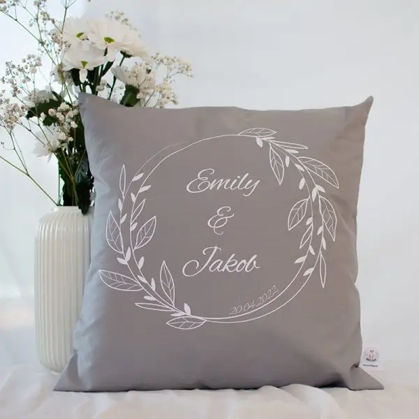 Hochzeitskissen, Kissen, Polster, Hochzeit,Zur Hochzeit, geschenk zur Hochzeit, Hochzeitsgeschenk,Erinnerungskiste, Holzkiste Muttertag, Mama, Alltagsheldin, Supermama, Geschenk zum Muttertag, Muttertagsgeschenk, Mama, Lieblingsmama, Supermom, Holzschild personalisiert, Gravur