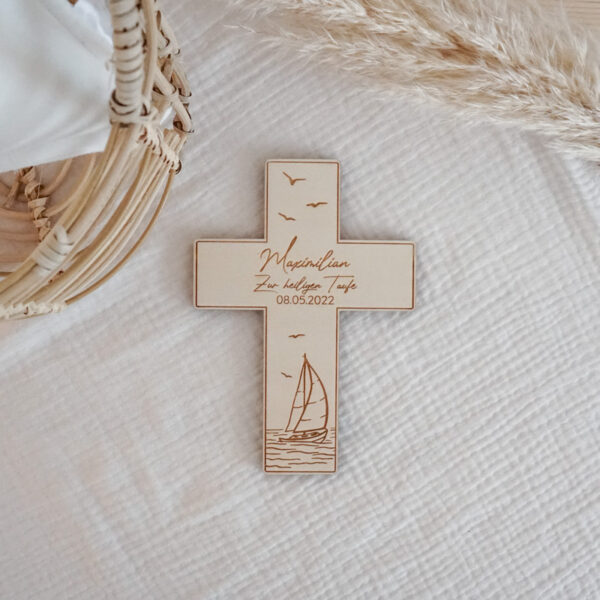 Holzkreuz, Gravur, Erstkommunion, Taufe, Firmung, Geschenk, Geschenkidee, Täufling, Taufpate, Firmparte, Geschenk, personalisiertes Kreuz, Personalisiertes Holzkreuz, Stofftiger