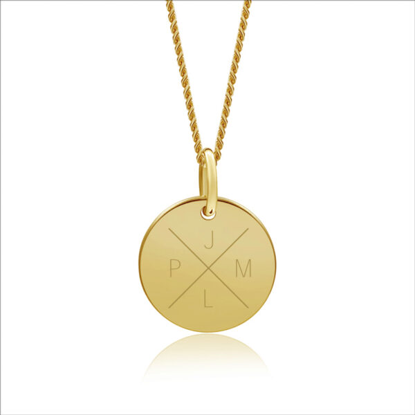 Stofftiger Halskette mit Gravur Initialen, goldfarbener Anhänger mit vier Initialen J, P, M und L im Kreuz