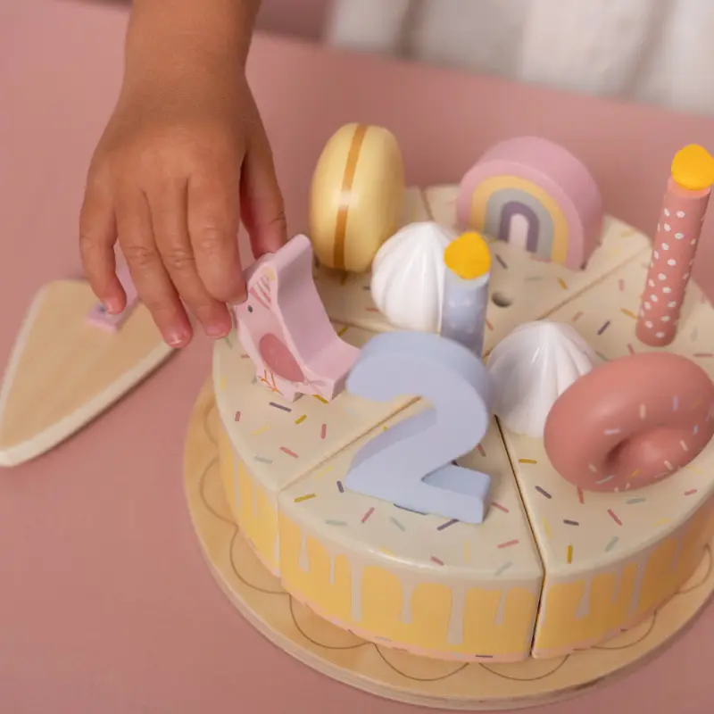 geburtstagstorte geburtstag holzspielzeug party geburtstagsparty kinder kleinkinder happy birthday little dutch personalisiert gravur stofftiger