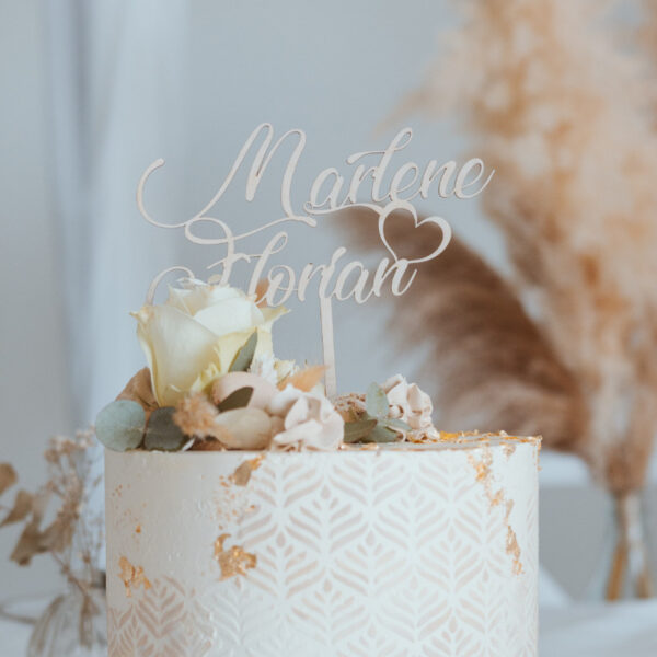 Hochzeit, Verlobung, Liebe Caketopper, Dekoration Torte, Holzschild, Namensschild, Holz, Holzschild, Stofftiger, personalisiertes Geschenk, Personalisiertes Schild