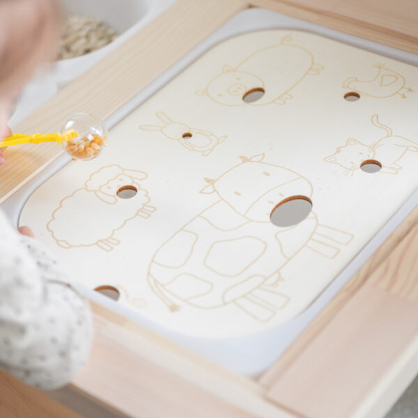 bauernhofplatte igelkind motorikspielzeug motorik feinmotorik holzspielzeug holz kind kleinkind kindergarten stofftiger kinderspielzeug tiere füttern bauernhof