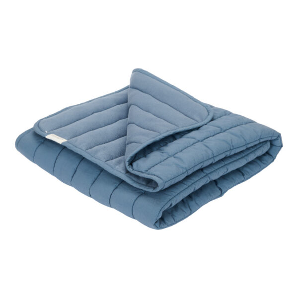 tagesdecke decke baby newborn babydecke gesteppte decke steppdecke stubenwagen decke für den stubenwagen decke für das kinderbett kinderzimmer babyzimmer gemütlichkeit kuscheldecke einschlagdecke weich flauschig kuschelig erstausstattung stofftiger little dutch warm wärme wohlig warm geschenk zur geburt geschenkidee