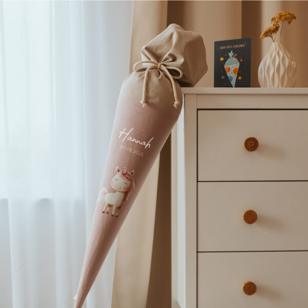 schultüte aus stoff personalisiert, schultüte stoff mit namen, personalisierte schultüte mädchen, personalisierte schultüte jungen, nachhaltige schultüte aus stoff, handmade schultüte personalisiert, individuelle schultüte stoff, schultüte personalisierbar stoff, wiederverwendbare schultüte, stoffschultüte handgemacht, personalisierte schultüte mit motiv, schultüte stoff mit bestickung, schultüte aus stoff mit namen, schultüte personalisiert erste klasse, schultüte stoff design, schultüte mit stickerei, schultüte stoff für mädchen, schultüte stoff für jungen, personalisierte stoff schultüte handmade, einzigartige schultüte aus stoff.
