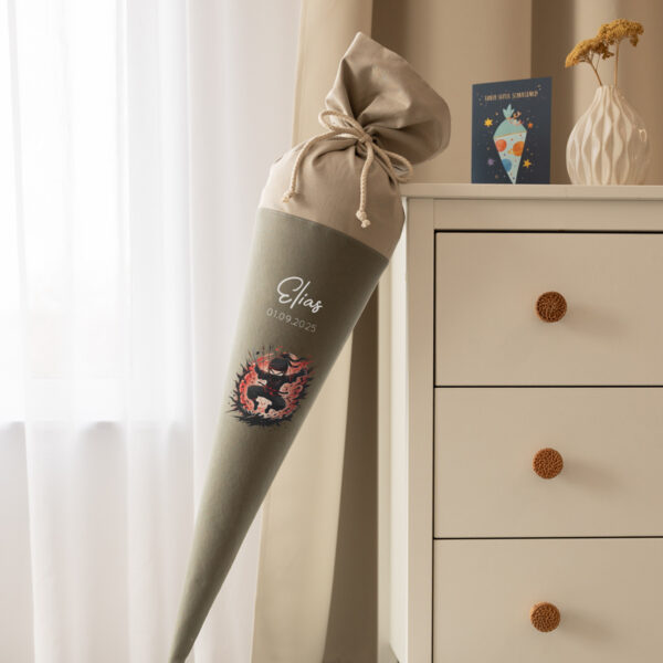 schultüte aus stoff personalisiert, schultüte stoff mit namen, personalisierte schultüte mädchen, personalisierte schultüte jungen, nachhaltige schultüte aus stoff, handmade schultüte personalisiert, individuelle schultüte stoff, schultüte personalisierbar stoff, wiederverwendbare schultüte, stoffschultüte handgemacht, personalisierte schultüte mit motiv, schultüte stoff mit bestickung, schultüte aus stoff mit namen, schultüte personalisiert erste klasse, schultüte stoff design, schultüte mit stickerei, schultüte stoff für mädchen, schultüte stoff für jungen, personalisierte stoff schultüte handmade, einzigartige schultüte aus stoff.
