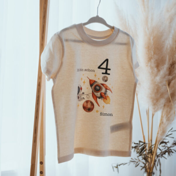 T-Shirt, individueller Druck, Personalisierung, Botschaft, Geschenkidee, Stofftiger, Shirt, motiv, name erinnerung geburtstag geschenk geburtstagsshirt t-shirt zum geburtstag shirt zum geburtstag geburtstags-shirt