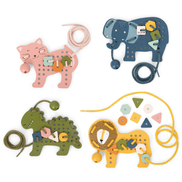 Fädelspiel, Trixie Baby, Spielzeug, Holz, Personalisierbar, Personalisiert, Personalisiertes Spielzeug, Motorikspielzeug, Motorik Spielzeug, Motorik, Stofftiger, Holzspielzeug, Spielzeug, Regenbogen, Motorikspielzeug, Babyspielzeug, Little Dutch, Geschenke für Kinder, Babygeschenke, Motorikspiel, Geschicklichkeit