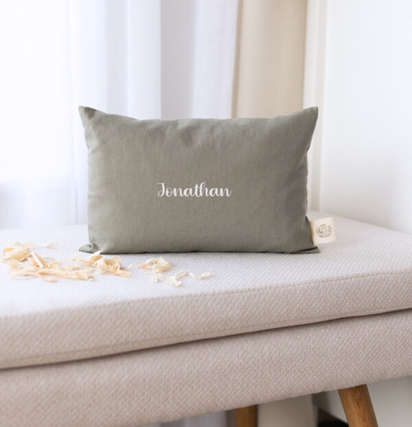 Zirbenkissen personalisiert Zirbenkissen mit Namen personalisiertes Zirbenkissen Zirbenkissen bestickt Zirbenkissen mit Stickerei Zirbenkissen mit Druck Zirbenkissen Geschenk Zirbenkissen Baby Zirbenkissen Geburt Zirbenkissen Taufe Zirbenkissen individuell bedruckt Zirbenkissen mit Namen bestickt Zirbenkissen handgemacht Zirbenkissen aus Österreich Zirbenkissen personalisiert Kinder Zirbenkissen für Babys und Kinder Zirbenkissen mit Motiv Zirbenkissen mit Geburtsdaten Zirbenkissen personalisiertes Geschenk Zirbenkissen handmade Austria