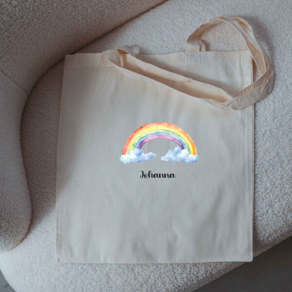 Stofftiger Baumwollbeutel mit buntem Motiv und Personalisierung als Turnbeutel, Hausschuhtasche oder Wechselgewand ideal, auch als wiederverwendbare Geschenkverpackung perfekt